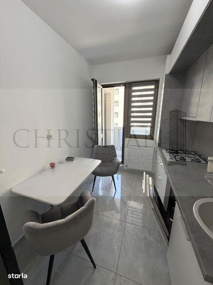 Apartament cu 2 camere decomandat în Valea Oltului