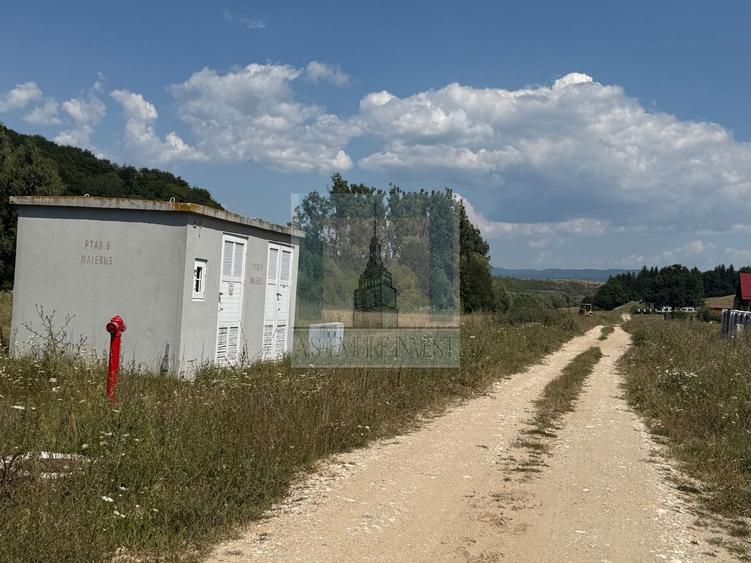 Teren Construcții intravilan de 500 mp, în Măieruș