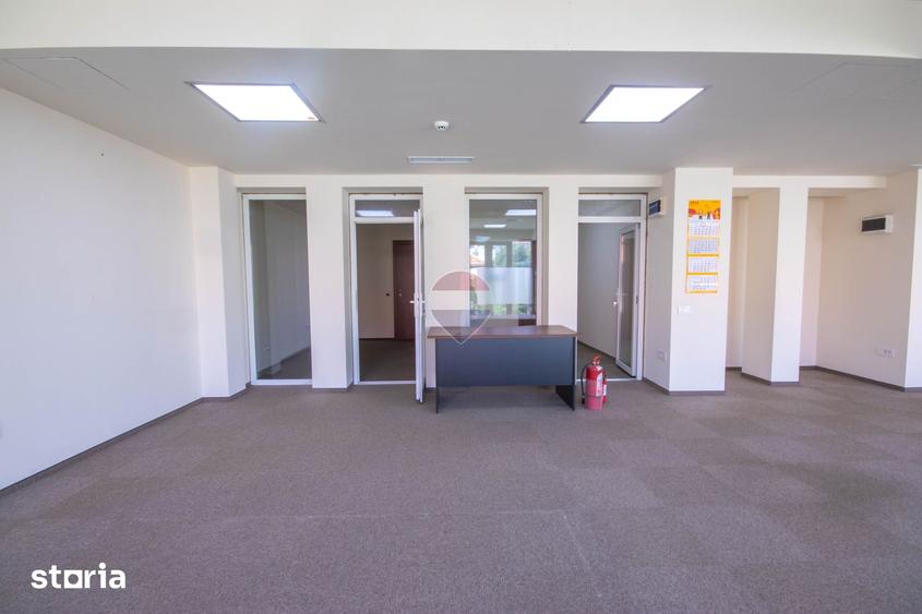 Spațiu comercial, de 208 mp, în Central