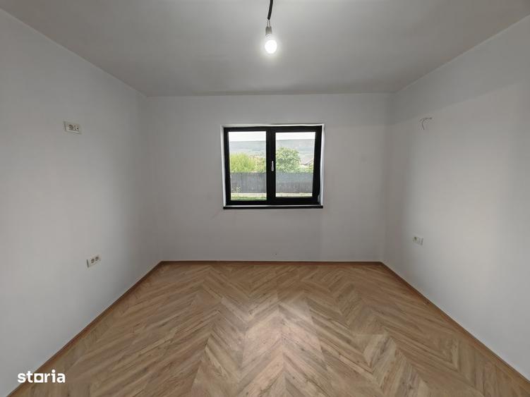 Liniste, Spatiu si Eleganta | Casa Noua la Cheie in Hemeius - 5