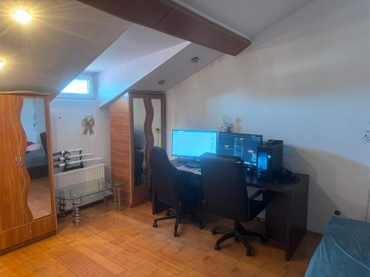 Casă individuală cu 5 camere cu Teren 170 Mp în Drumul Taberei