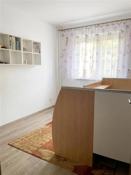 Apartament 3 camere la parter inalt in Nufaru - 2