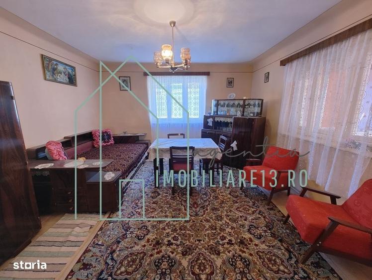 Casă cu 4 camere în Central