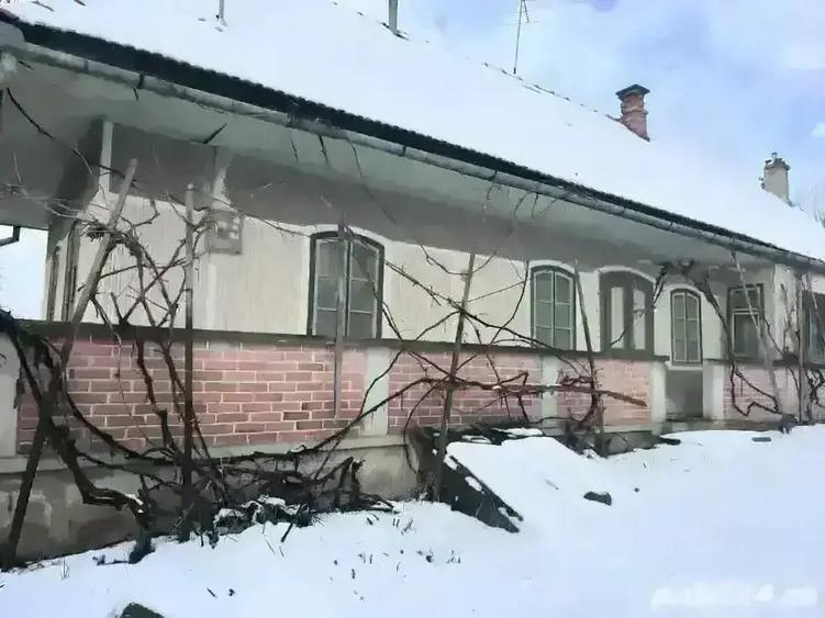 Teren de 1171 mp, în Zăbala