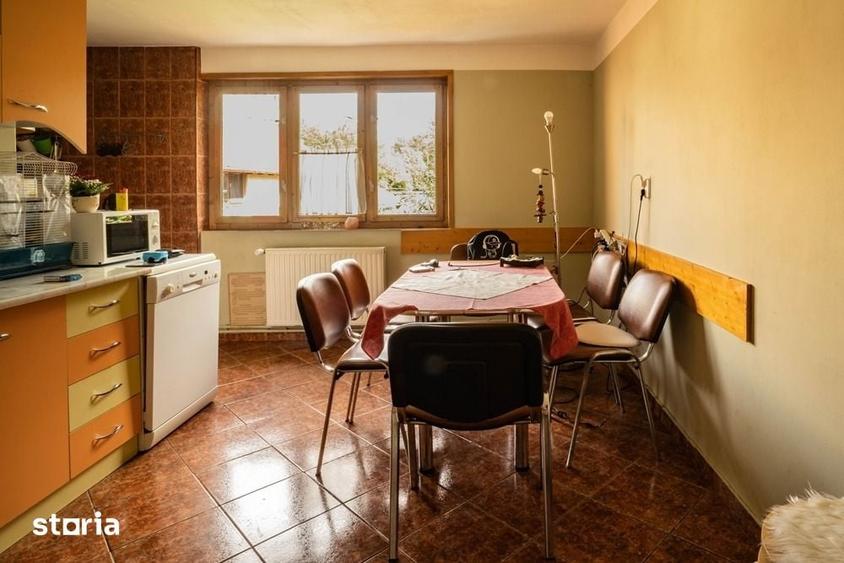 Casă cu Teren 556 Mp în Cernatu
