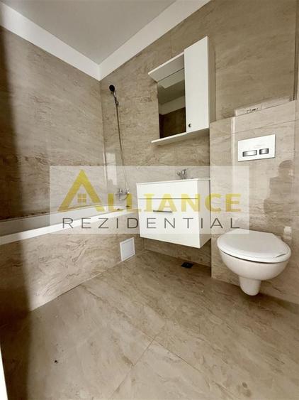 Apartament cu 2 camere decomandat în Exterior Est