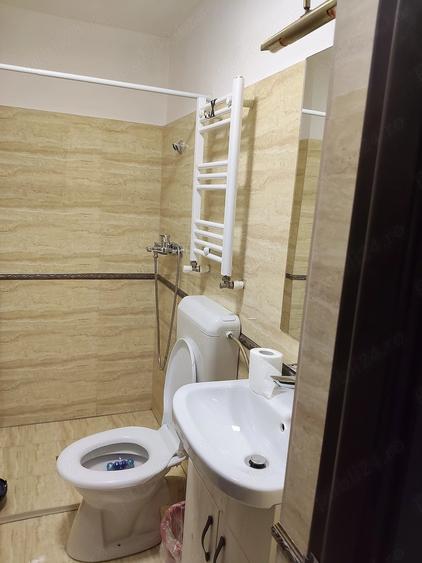 Garsonieră semidecomandată în Titan