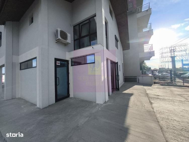 Spațiu comercial, de 20 mp, în Cățelu