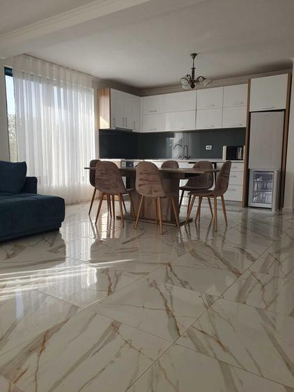 Casă cu 4 camere în Sântandrei