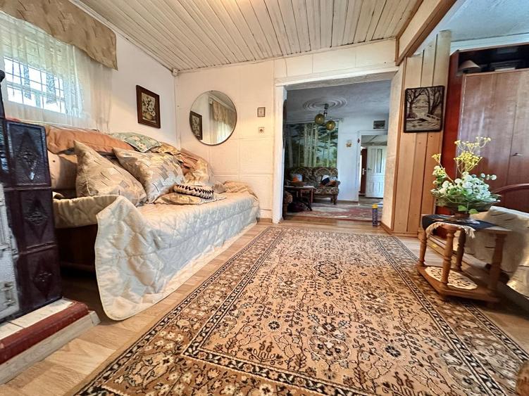 Casă individuală cu 3 camere cu Teren 862 Mp în Cocorăștii Colț