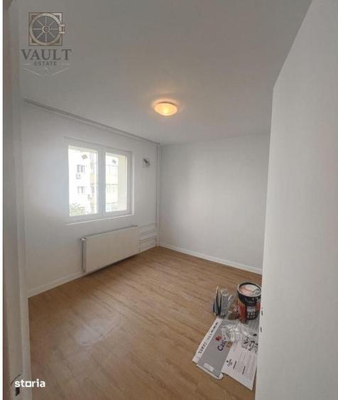 Apartament cu 3 camere decomandat în Dristor
