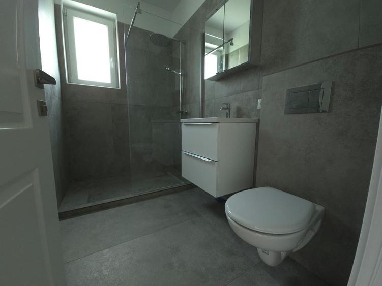 Casă individuală cu 3 camere cu Canalizare în Berceni