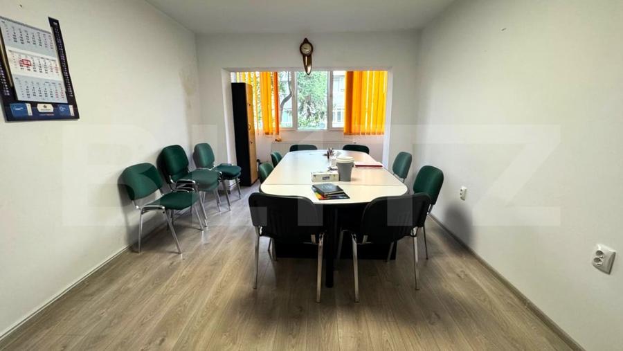 Apartament cu 2 camere decomandat, mobilat în Decebal