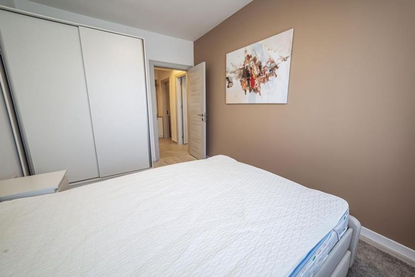 Apartament cu 3 camere decomandat, mobilat în Nord-Vest