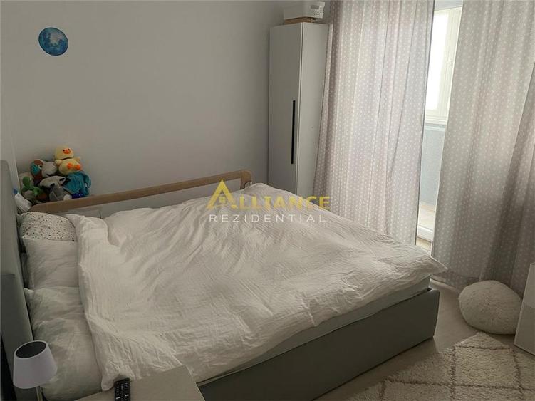 Apartament cu 3 camere decomandat, mobilat în Berceni