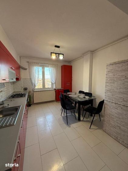 De vanzare Apartament 3 camere, zona Ampoi Carolina Mall. - 9