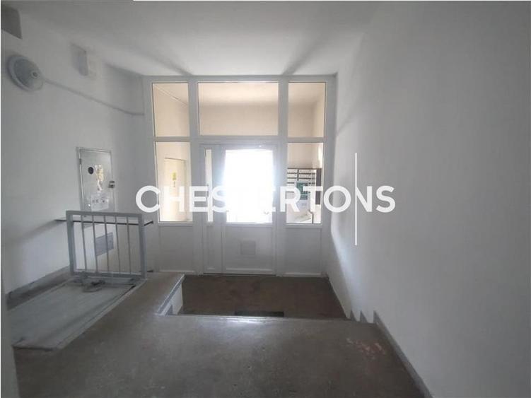 Apartament cu 2 camere decomandat, mobilat în Berceni