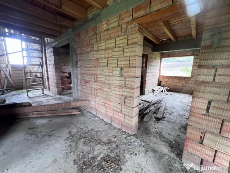 Casa la ro?u de vanzare, 260 mp, zona Santana de Mure? - 6