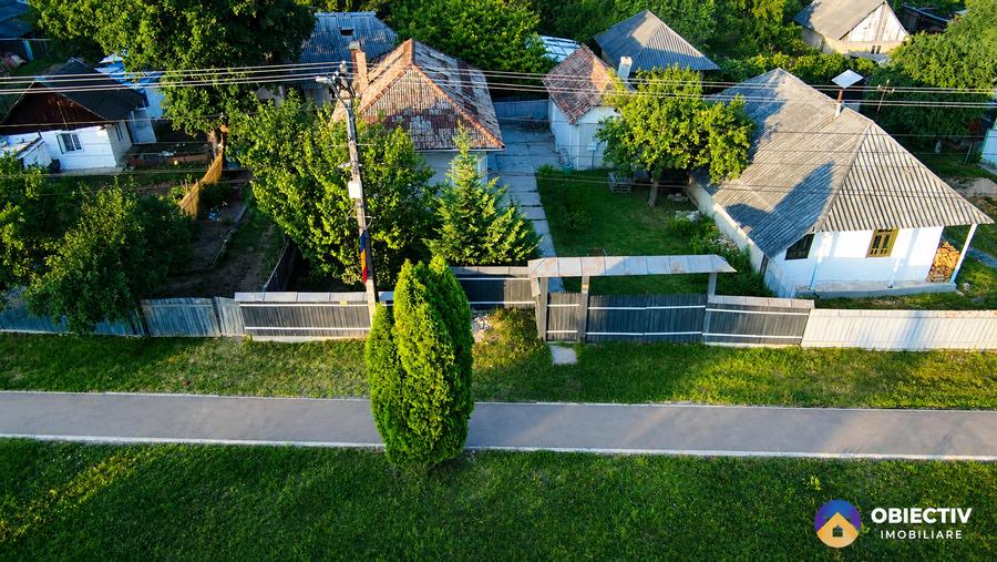 Casă individuală cu 3 camere cu Teren 1194 Mp în Zănești