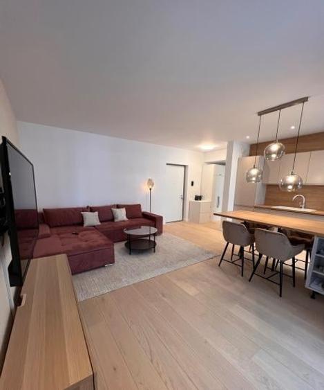 Apartament cu 2 camere semidecomandat, mobilat în Pipera