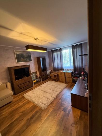 Apartament cu 2 camere, mobilat în Giurgiului