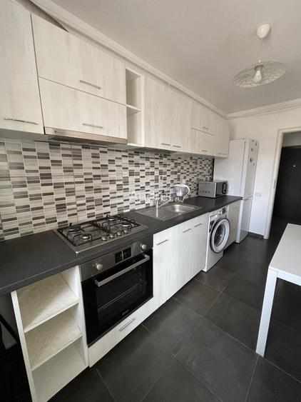 Apartament 2 camere de inchiriat Militari Residence, Str. Soarelui 48