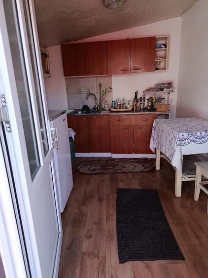 Casă cu 4 camere cu Teren 240 Mp în Central