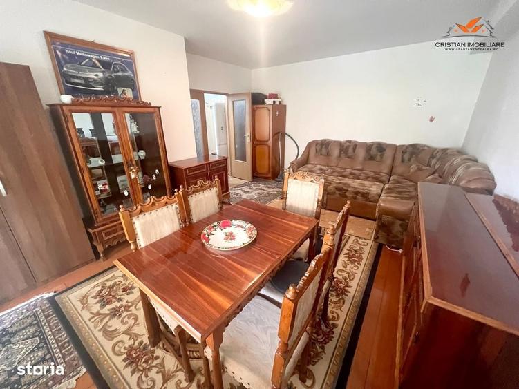 Apartament cu 2 camere decomandat în Cetate