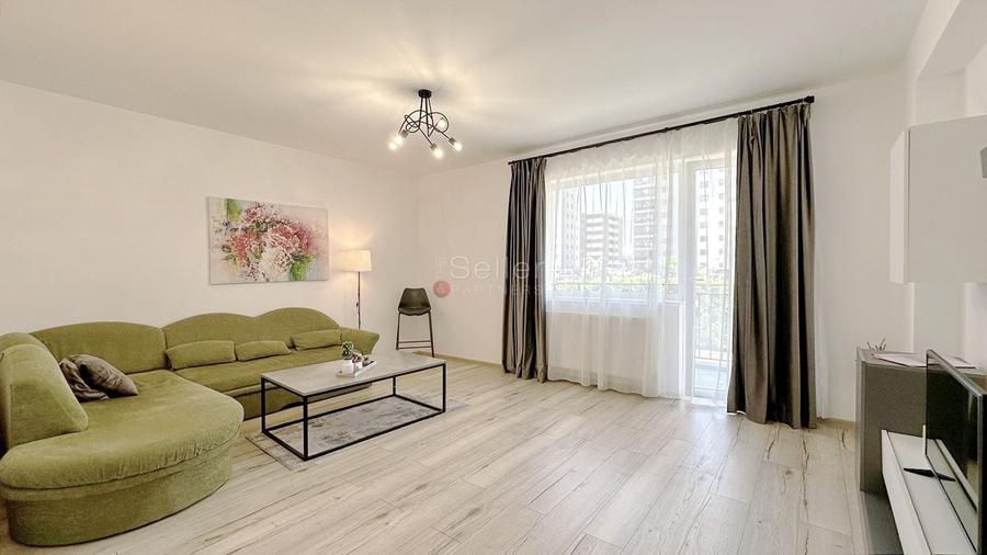 Apartament cu 3 camere decomandat, mobilat în Tractorul