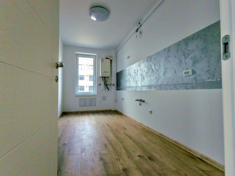 Apartament cu 2 camere decomandat, mobilat în Broșteni
