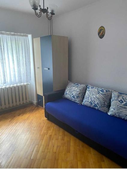 Apartament cu 3 camere decomandat în Păcurari