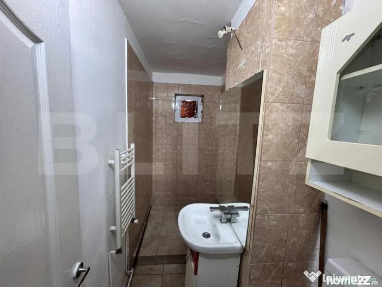 Apartament cu 2 camere nedecomandat în Micro 11