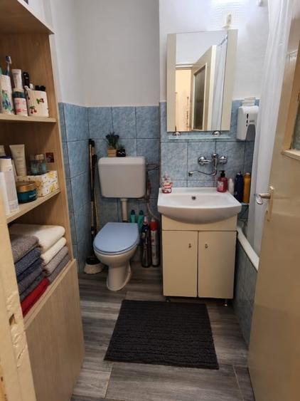 Apartament cu 2 camere semidecomandat, mobilat în Săsar