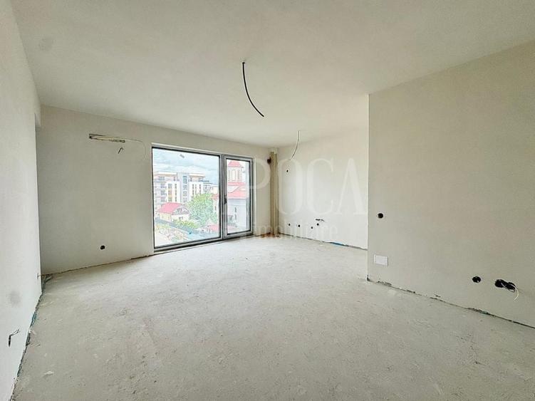 Apartament cu 2 camere semidecomandat în Între Lacuri