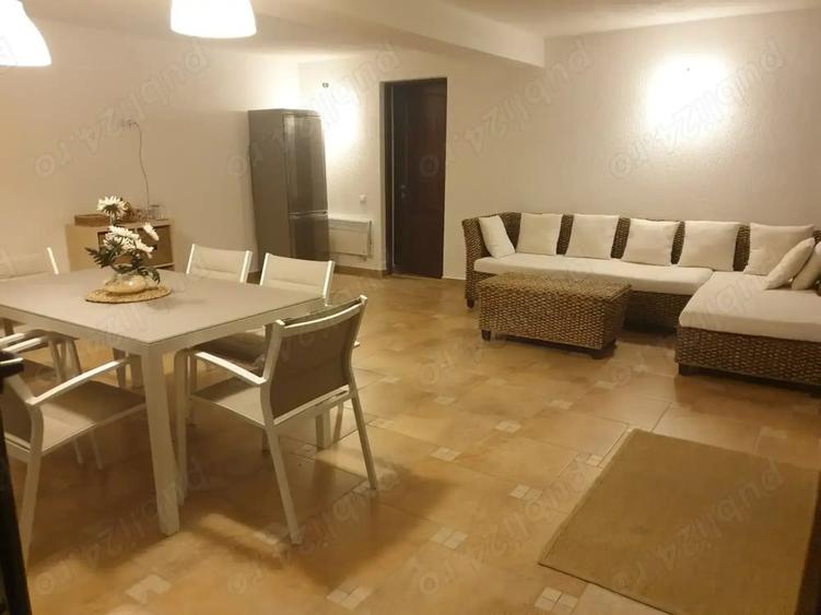 Casă cu 6 camere cu Teren 1000 Mp în Păulești