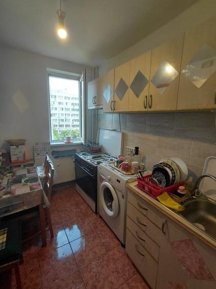 Apartament cu 2 camere semidecomandat în Obor