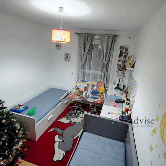 Apartament cu 3 camere decomandat, mobilat în Avantgarden