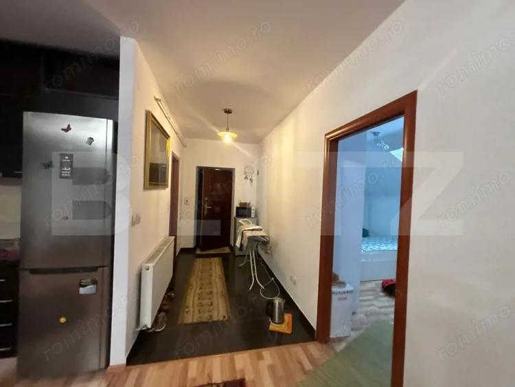 Apartament cu 3 camere decomandat în Decebal