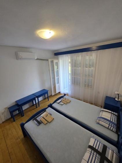 Apartament cu 3 camere decomandat în Tineretului
