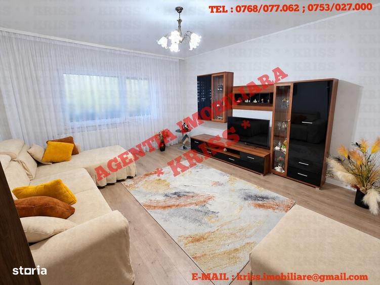 Apartament cu 3 camere decomandat în Prundu