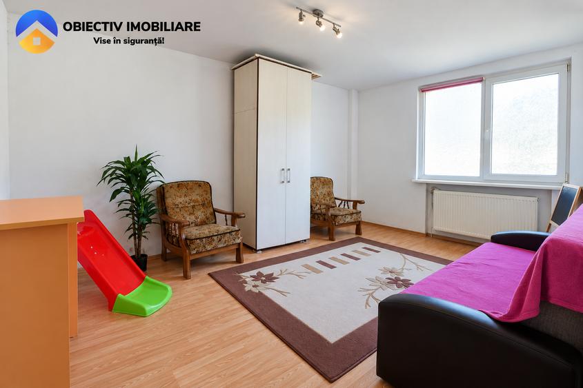 Apartament cu 2 camere decomandat în Mărăței