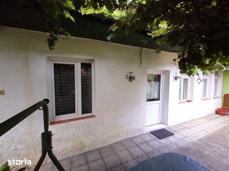 Casă cu 4 camere cu Teren 292 Mp în Aleea Carpați