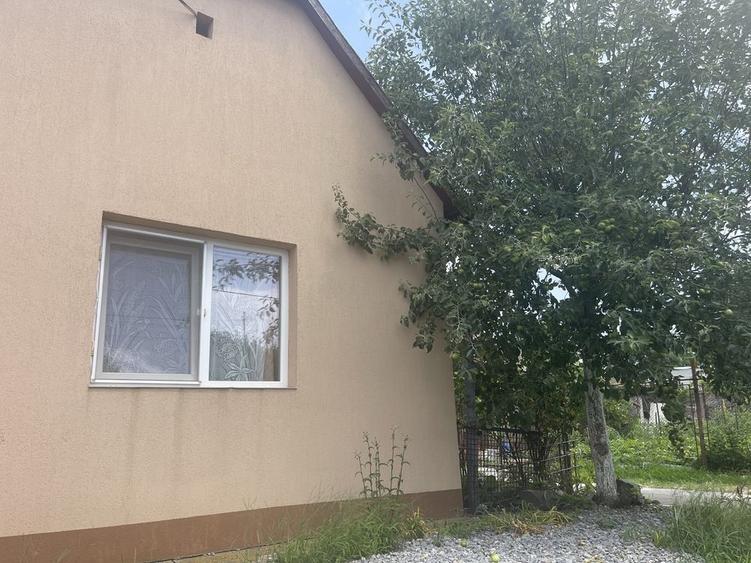 Casă cu 3 camere în Subcetate