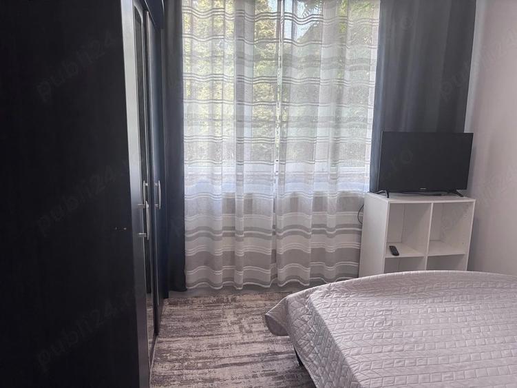 Apartament cu 3 camere semidecomandat în Drumul Taberei