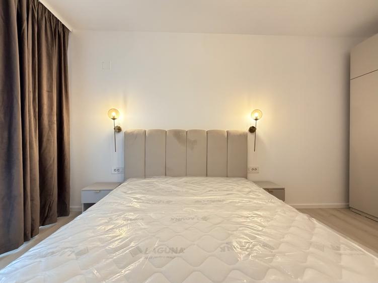 Apartament cu 3 camere decomandat, mobilat în Lipovei