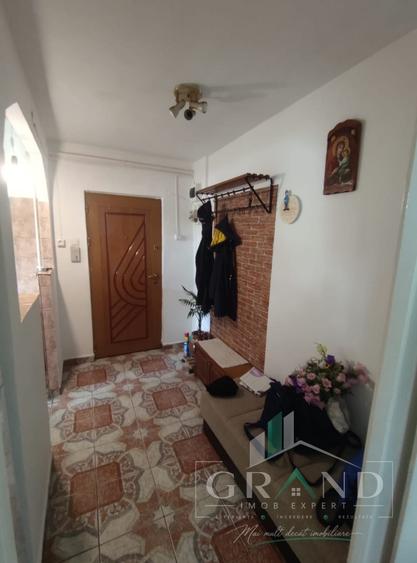 Apartament cu 2 camere semidecomandat, mobilat în Gheorgheni