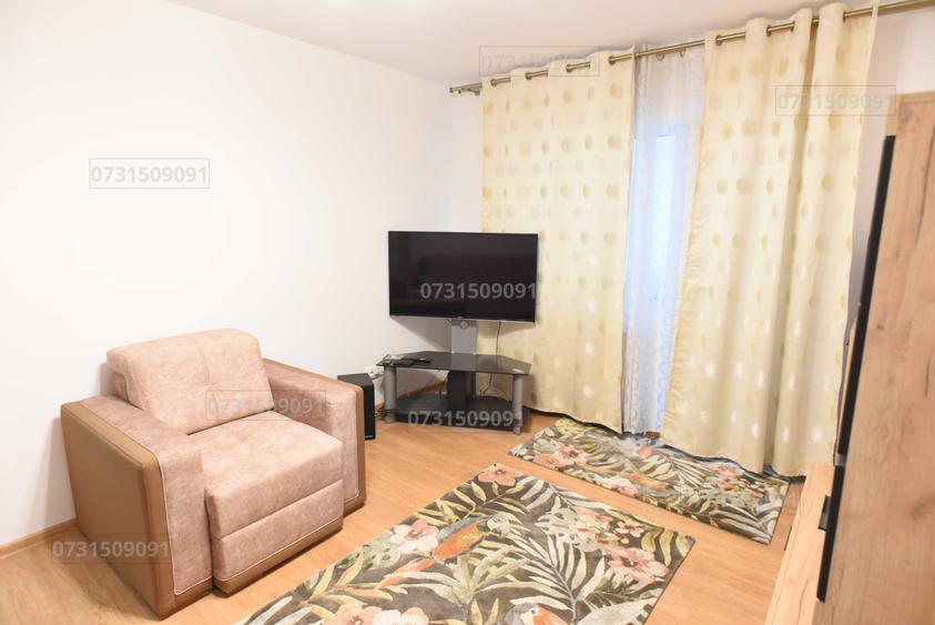 Apartament cu 2 camere semidecomandat în Piața