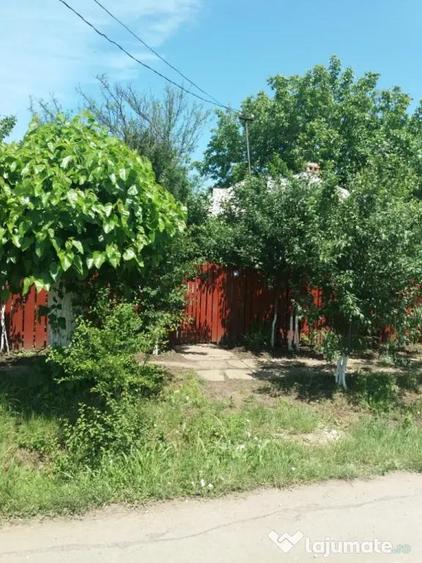 Vand casa locuibila Izvoarele - 2
