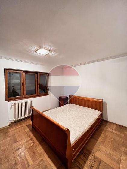Apartament cu 3 camere de închiriat în zona Bancilor - 3