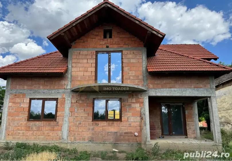Casă cu 5 camere cu Teren 1900 Mp în Bulgăruș